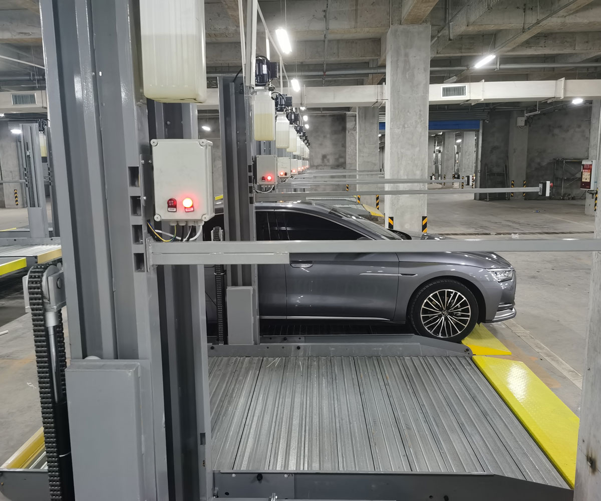 2層簡易升降機械式停車設備短租.jpg